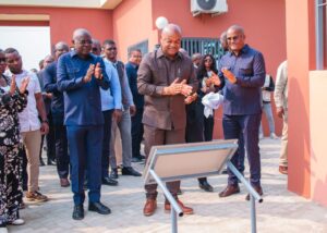 Ministro inaugura Centro de Monitorização e Gestão do Espectro Radioeléctrico de Benguela